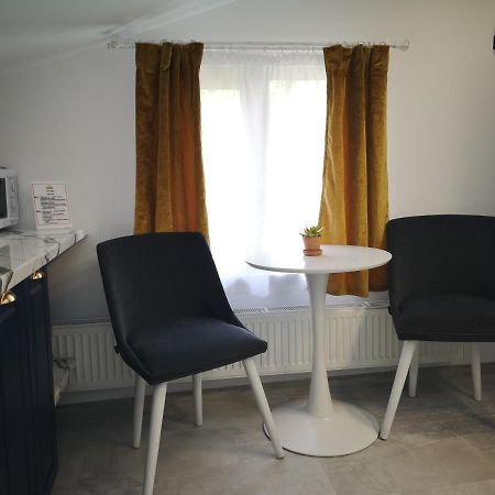 Ivy Boutique Apartment Brasov Exterior photo